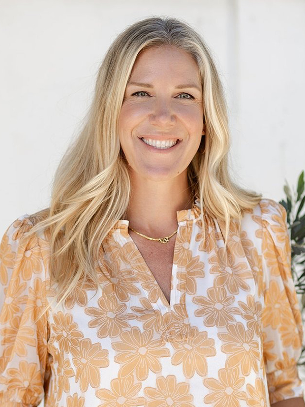 Courtney  Ostanik